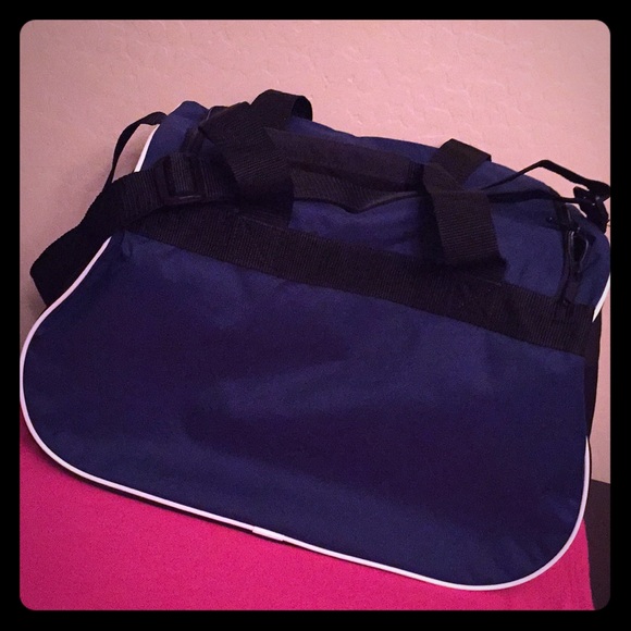 ONLY 1! Adidas Diablo Small Duffel - Picture 6 of 8